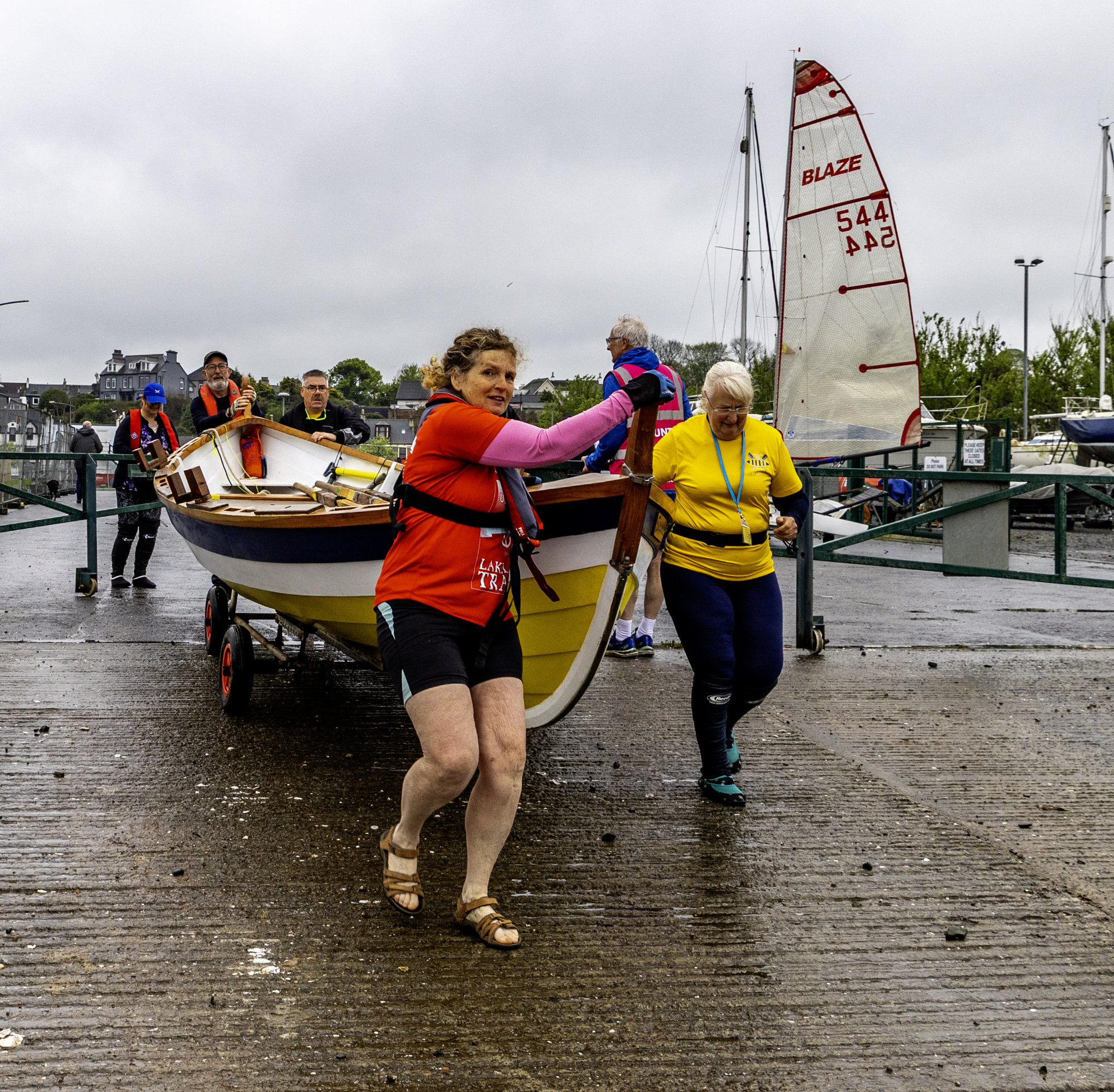 A crew setting off on The Long Ryan