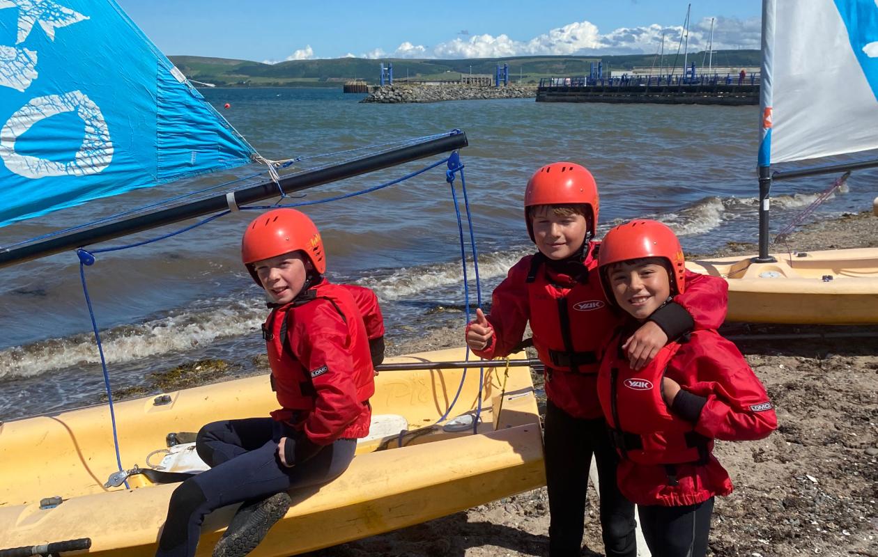 Kids sailing group at Loch Ryan