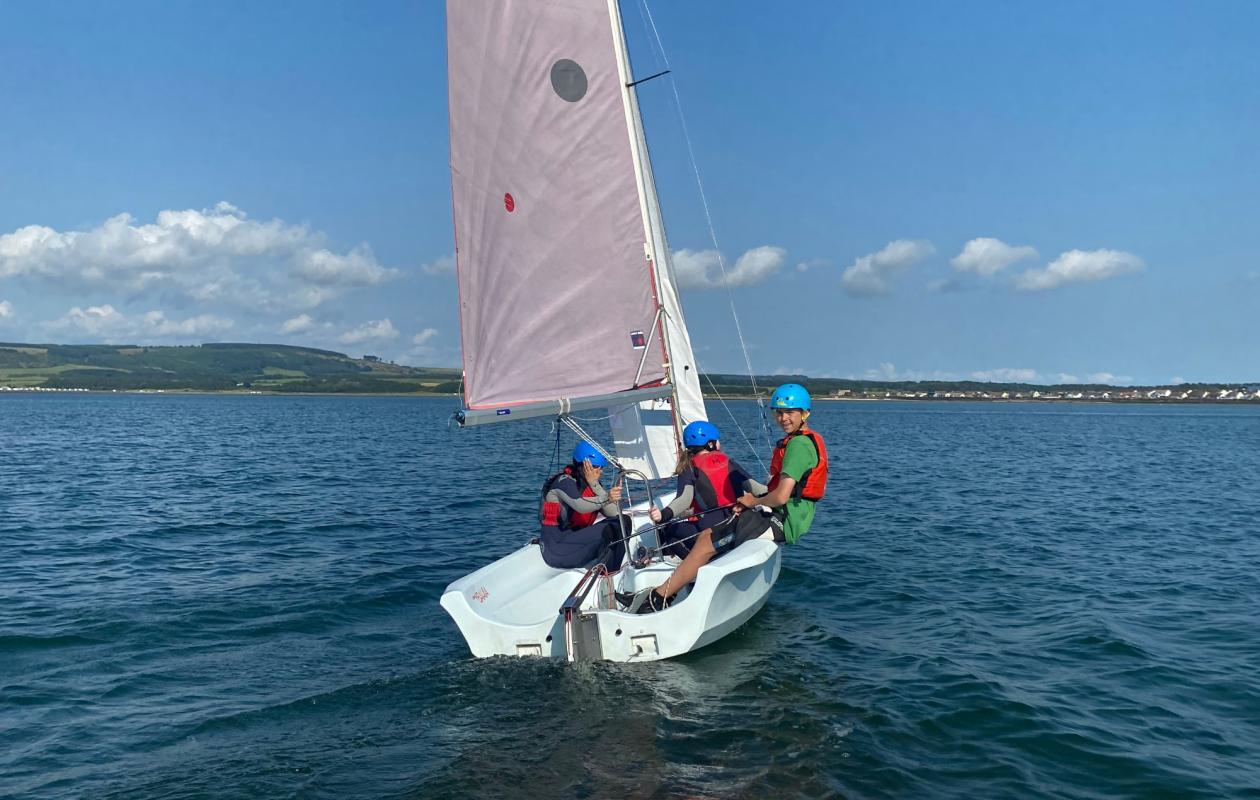Sailing in a Bahia dinghy